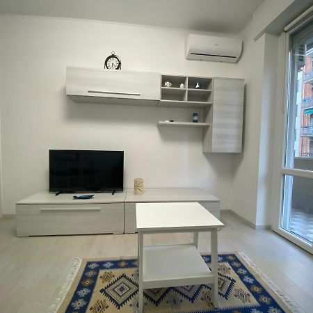 Lady Indigo San Siro Apartment Милано Екстериор снимка